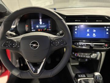 Fotografie 15 des Opel Corsa 1.2 Direct Injection Turbo GS