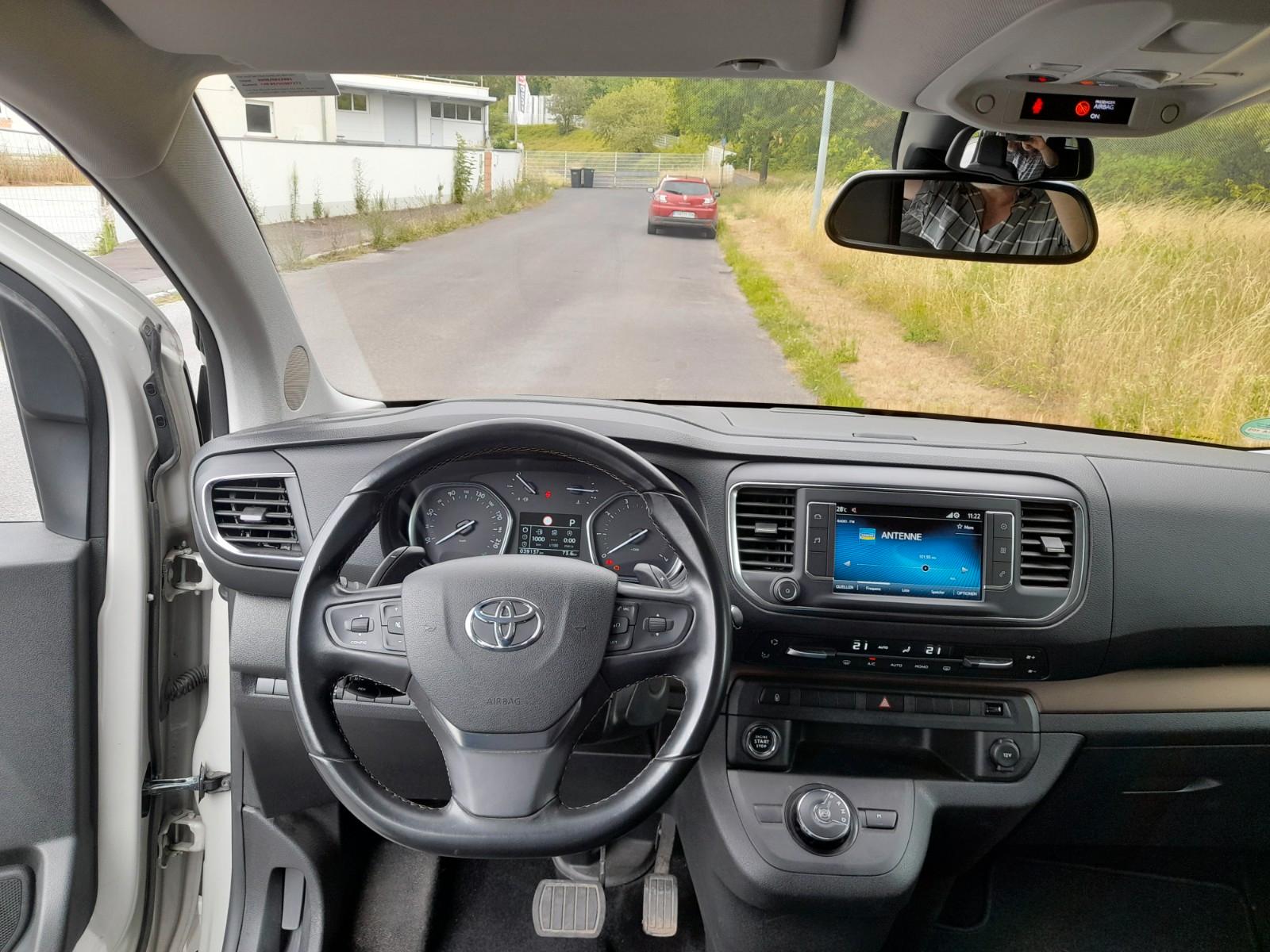 Toyota Proace (Verso) 2,0-l-D-4D 130kW L1 Family Co...