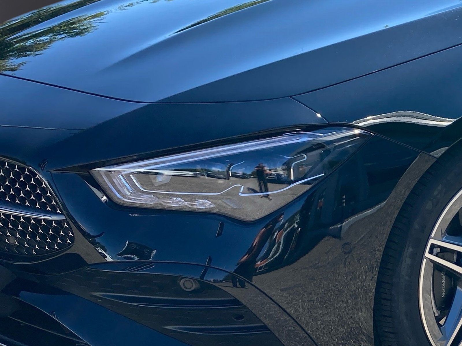 Fahrzeugabbildung Mercedes-Benz CLA 200 SB AMG PLUS*AHK*Pano*HUD*360°*MultiBeam*