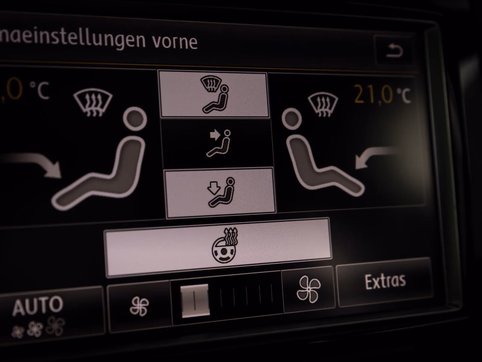 Volkswagen Touareg 3.0 TDI V6 *BI-XENON*PANO*NAVI*SPORT