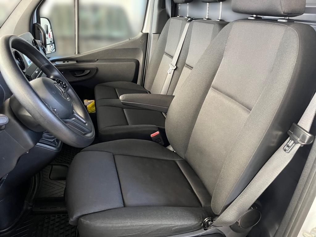 Fahrzeugabbildung Mercedes-Benz Sprinter 317 Kasten L2H2 360°Schwingsitz SHZ EDW