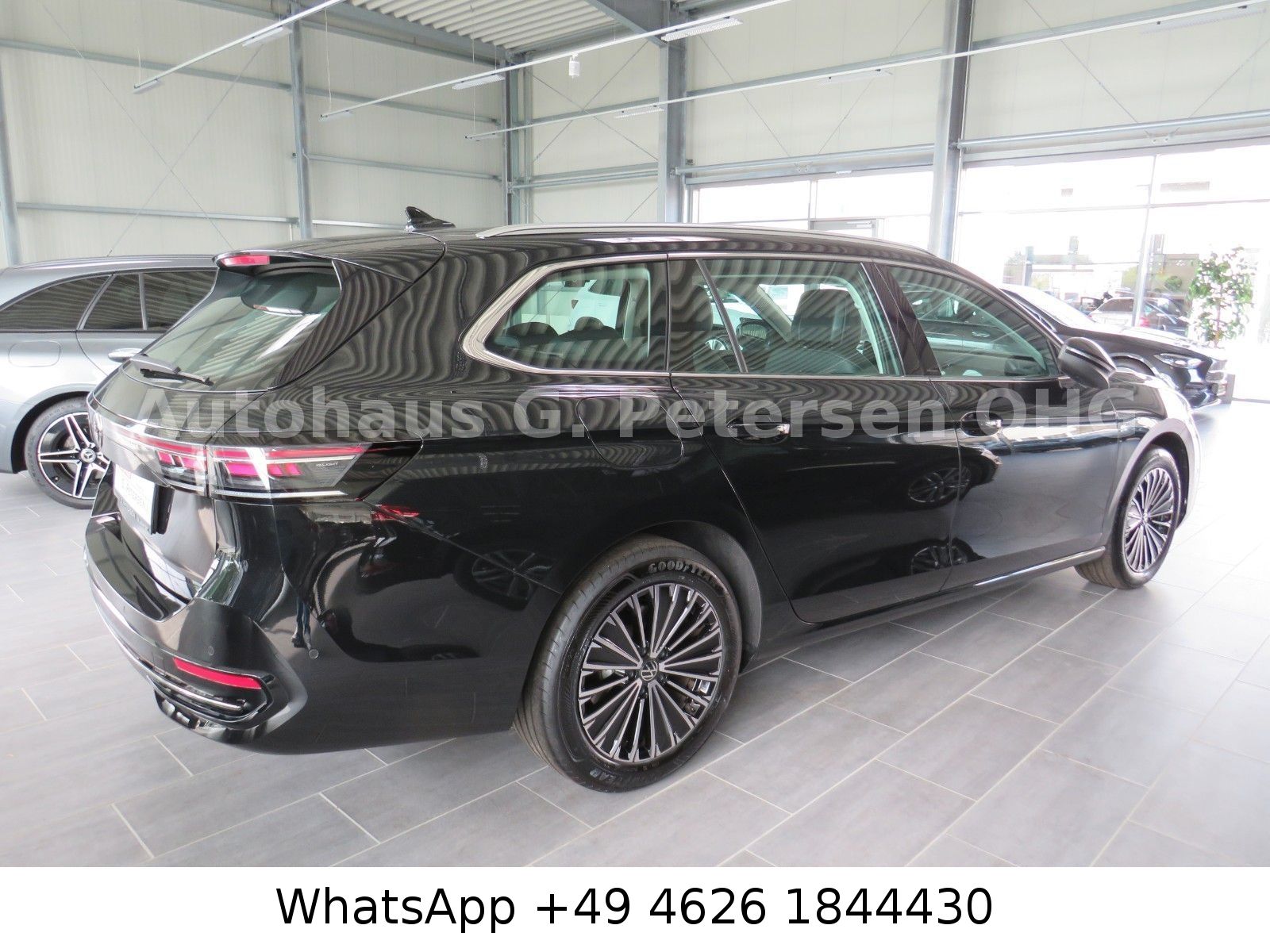 Fahrzeugabbildung Volkswagen Passat Var. *Keyless*IQ Light*DSG*AppCo*Navi*