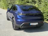 Porsche 4S, HA-Lenk, 22", Luftf. AHK, 360°, Acc, Pan.usw - Porsche: Us