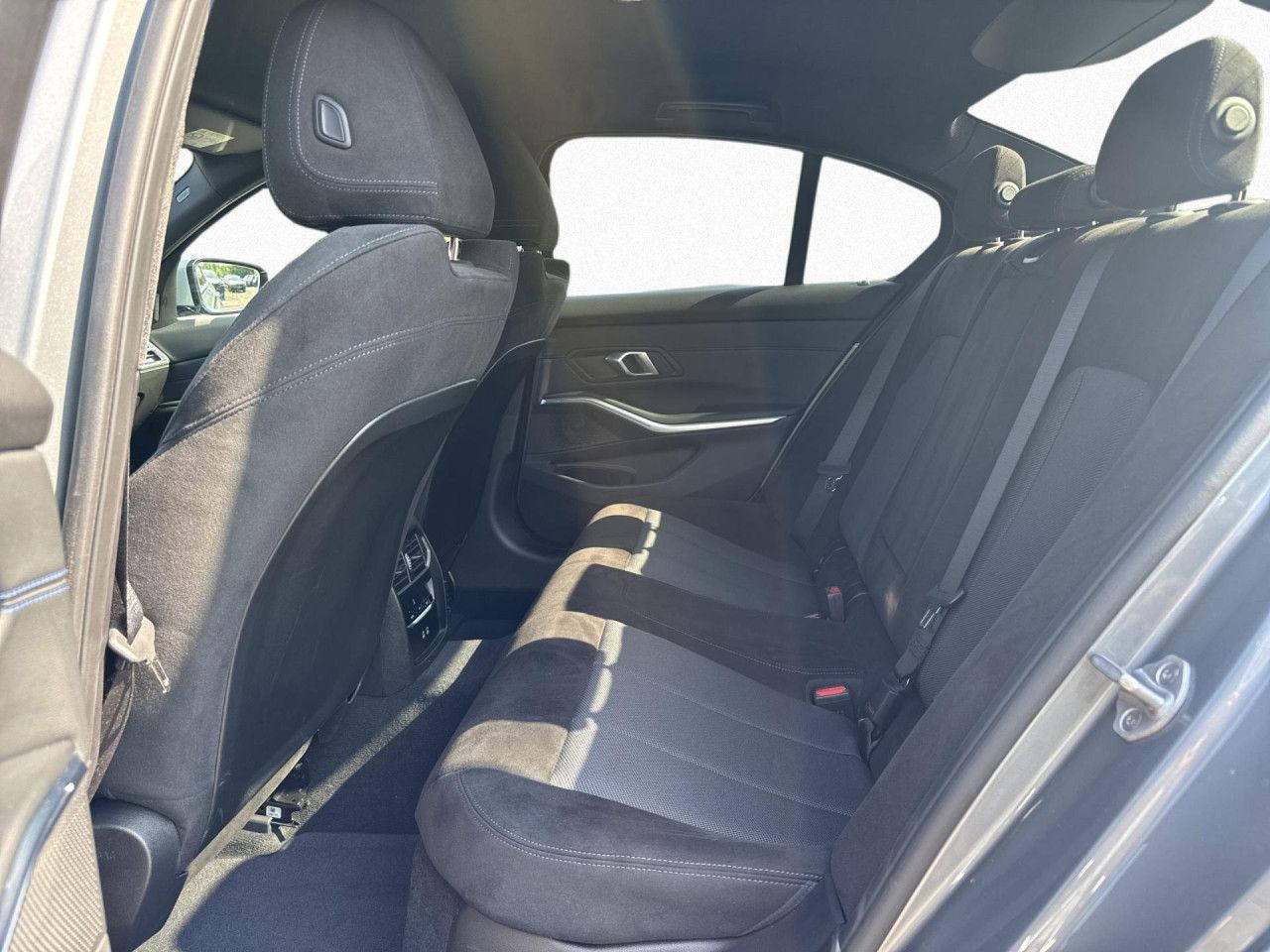 BMW 320 - Bild 17