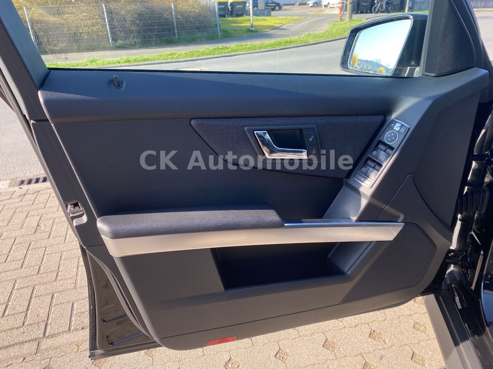 Fahrzeugabbildung Mercedes-Benz GLK 200 CDI/Navigation/Klima/PDC/AHK