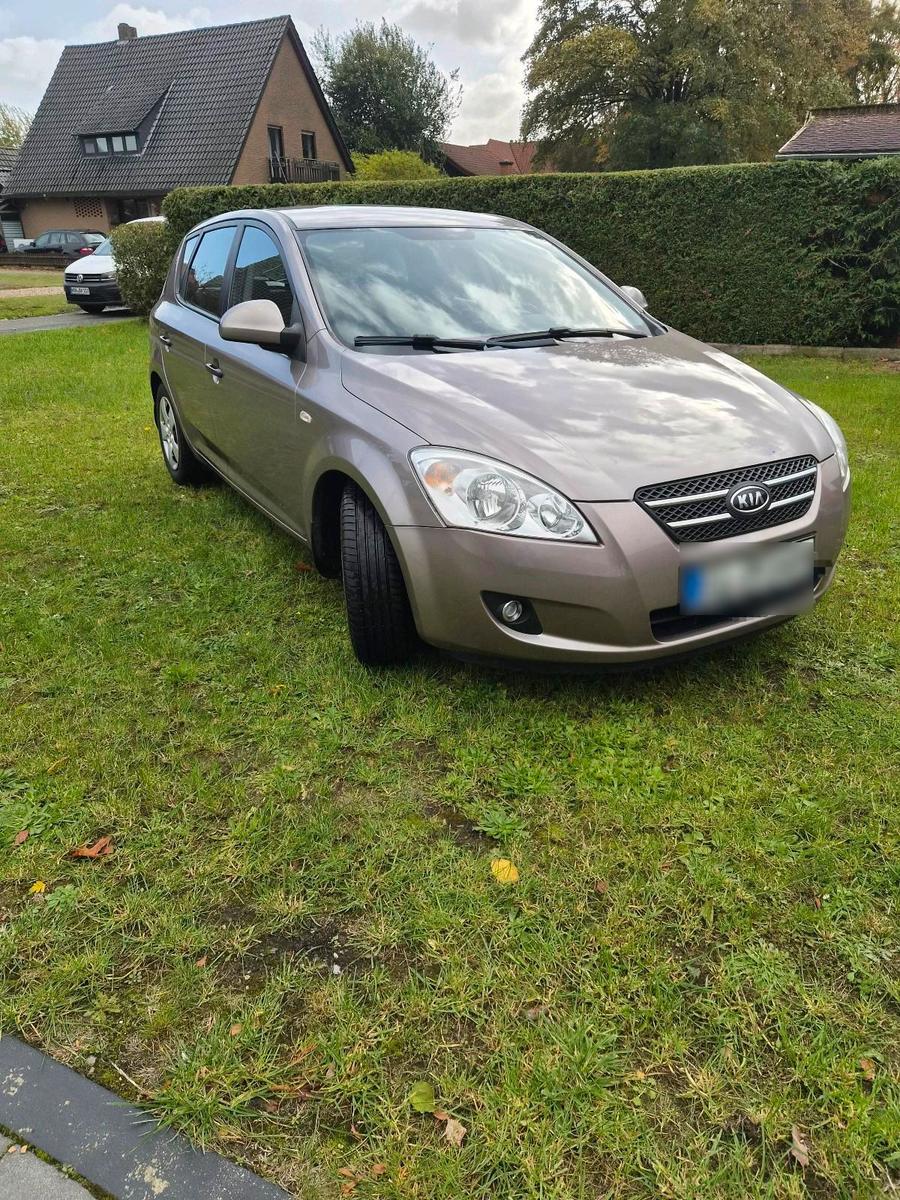 Kia Andere
