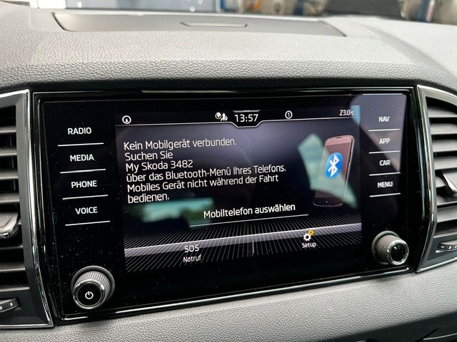 Karoq Ambition KAMERA;CARPLAY;PDC;KESSY