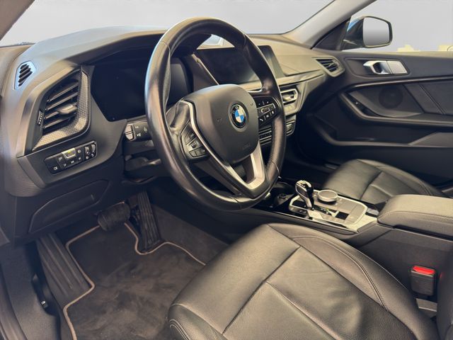 Fahrzeugabbildung BMW 218i Gran Coupé i Luxury Line+Leder+HiFi+AHK