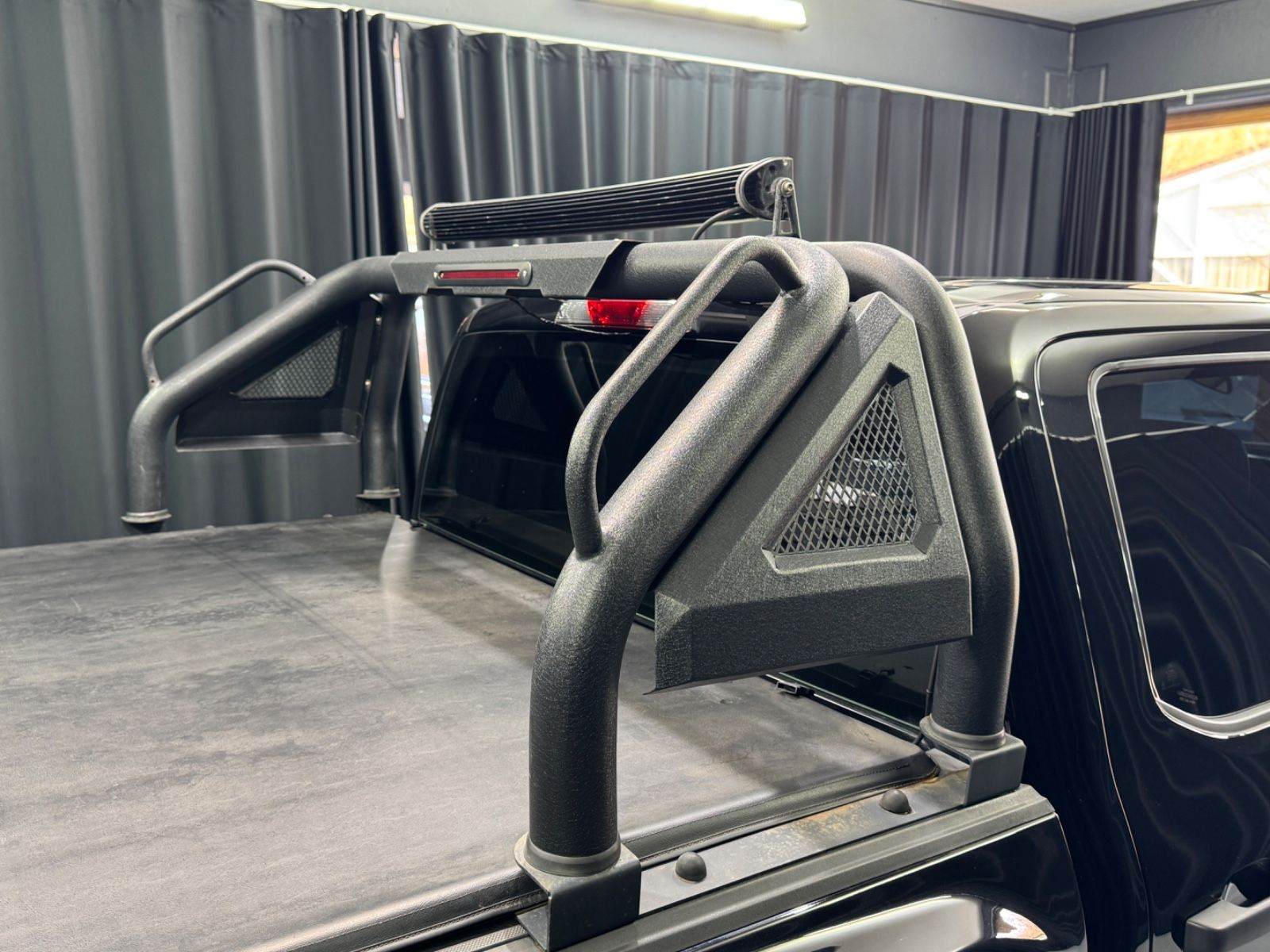 Fahrzeugabbildung Ford F 150 RAPTOR SVT|OFFROAD 20 ZOLL| 6-SITZ|NAVI|