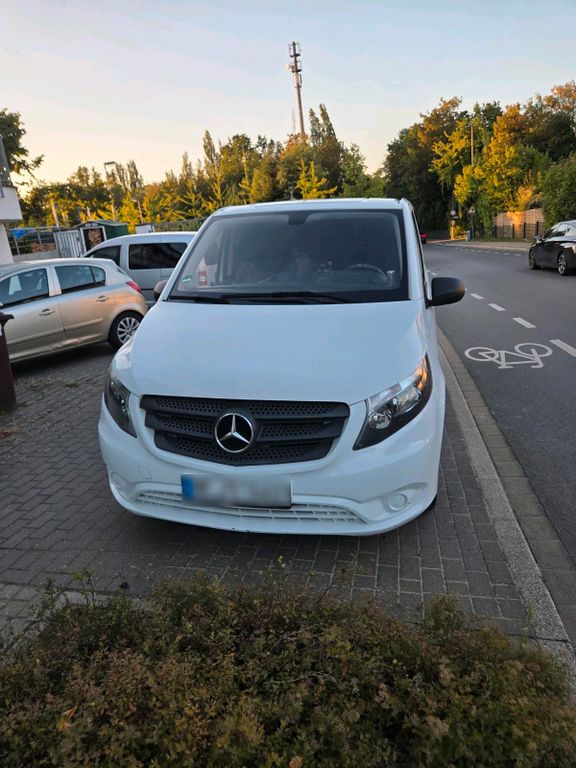 Image of Mercedes-Benz Vito