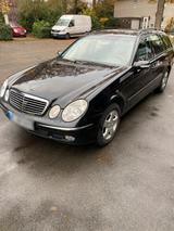 Mercedes-Benz Mercedes E320 mit Gasanlage TÜV 12/26 - Mercedes-Benz E 320 in Gelsenkirchen