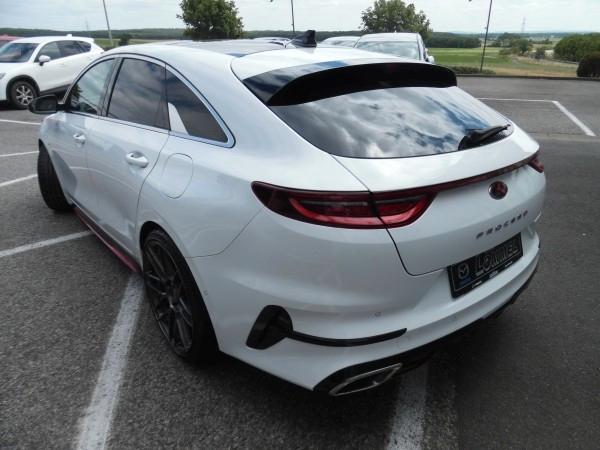 Kia ProCeed GT / mit Klappensteuerung