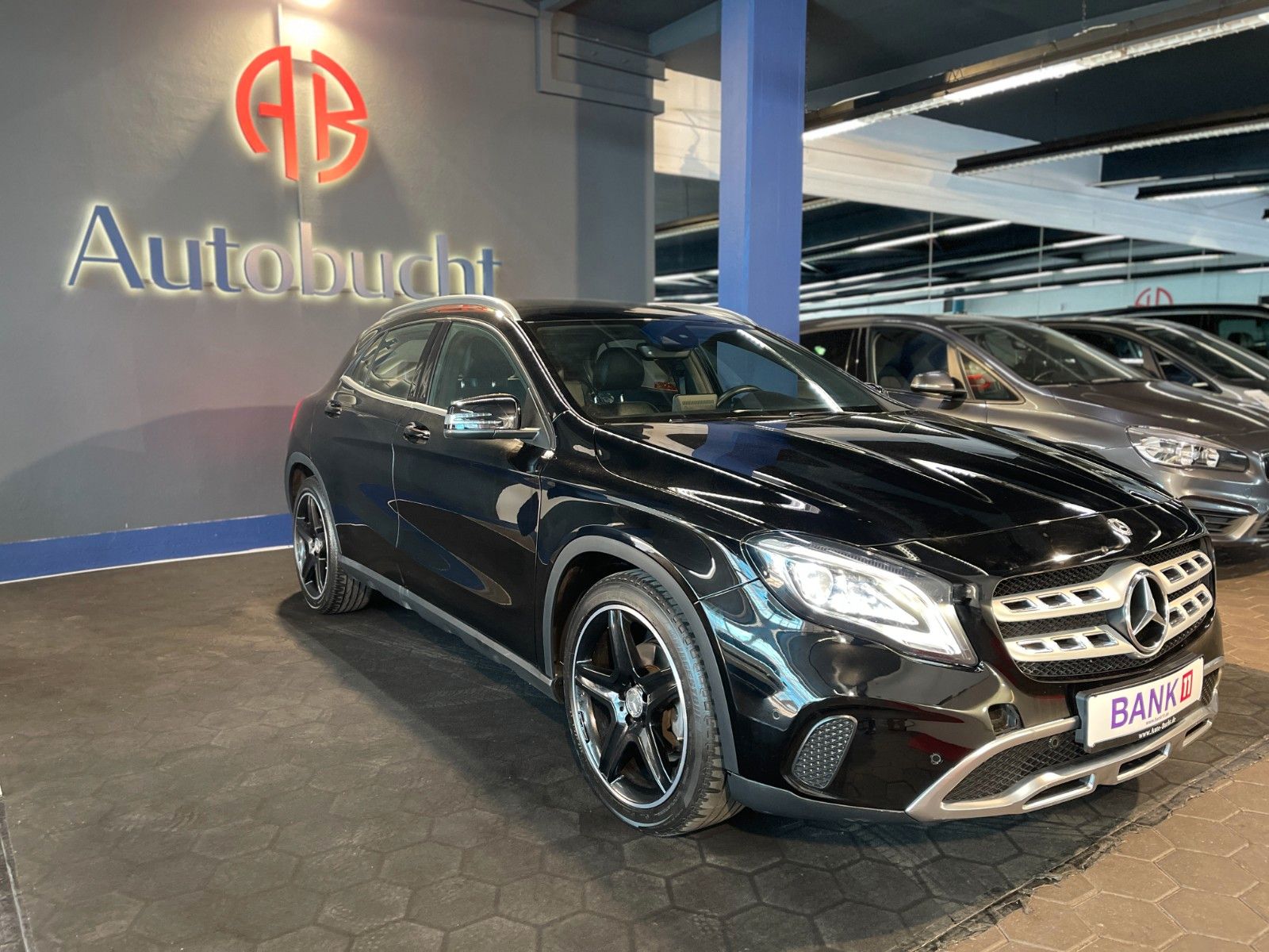 Mercedes GLA 180 - 1