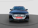 Audi e-tron 55 quattro NAVI B&O ACC LUFTFEDERUNG PDC - gebrauchte SUVs in Konstanz