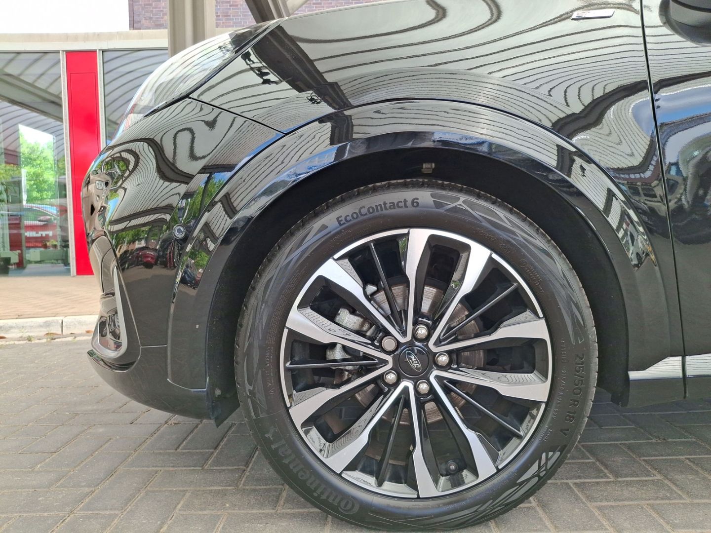 Fahrzeugabbildung Ford Puma ST-Line Vignale 1.0 EcoBoost AUTOM./SSD/BI-