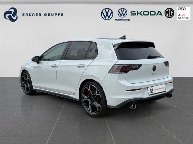 Volkswagen Golf VIII GTI 2.0TSI DSG PANO NAVI ACC HEAD-UP foto 3