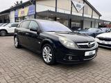 Opel Signum Cosmo Plus*AHK*LEDER*SHZ*PDC* - Opel Signum mit Benzin-Antrieb: Kombi