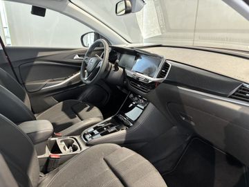 Fotografie 4 des Opel Grandland (X) Grandland 1.2 DI Automatik GS