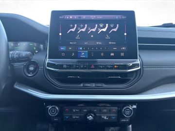 Jeep Compass 1.3 S PHEV KEYLESS, 360 KAMERA, LEDER