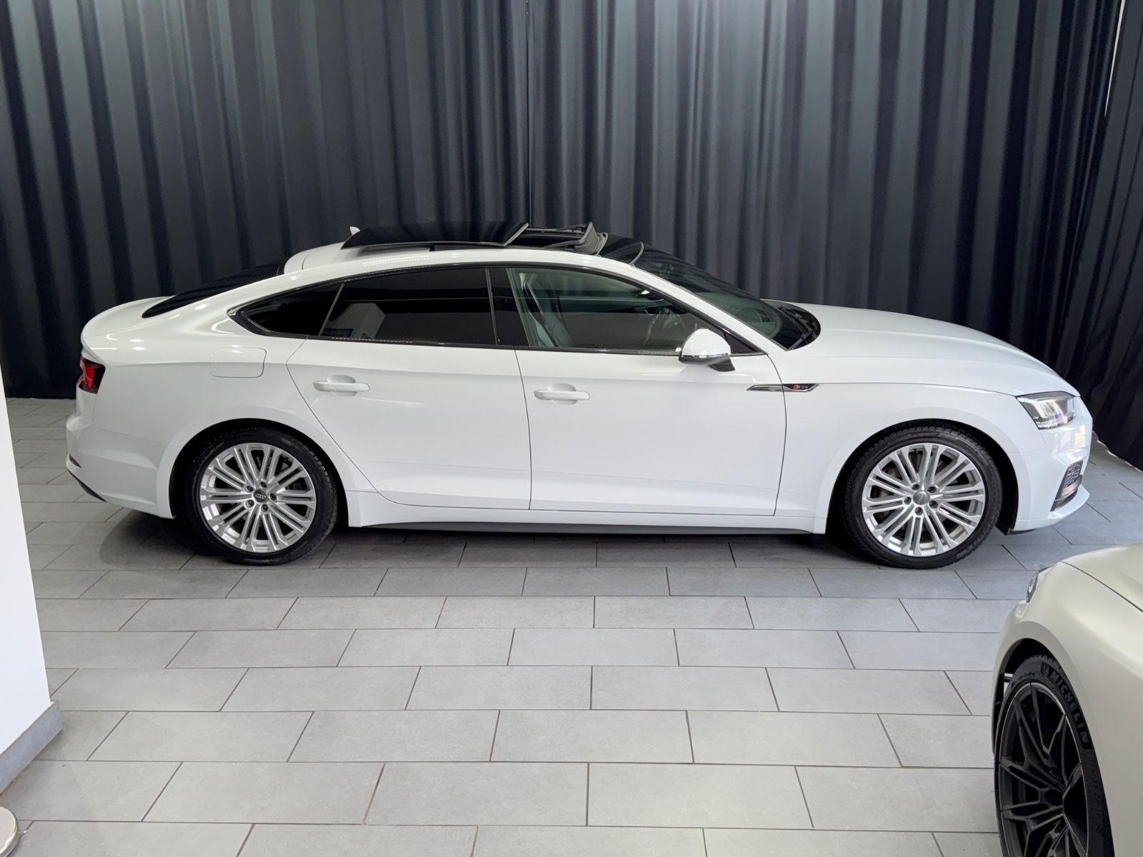 Fahrzeugabbildung Audi A5 Sportback quattro S-LINE|RS-SITZE|MASSAGE|B&O
