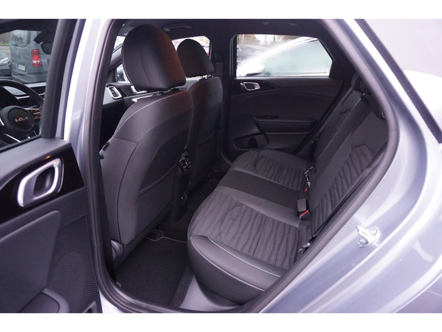 Kia ProCeed 1.5T 140 GT-Line DCT7 Navi LED Kamera AC