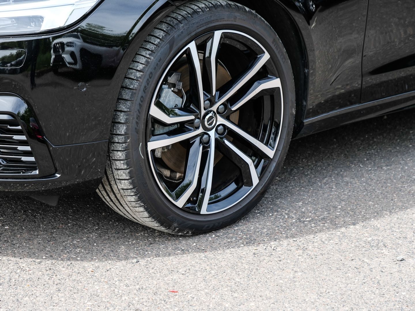 Volvo V90 Kombi Ultra Dark Recharge Plug-In Hybrid AWD foto 3