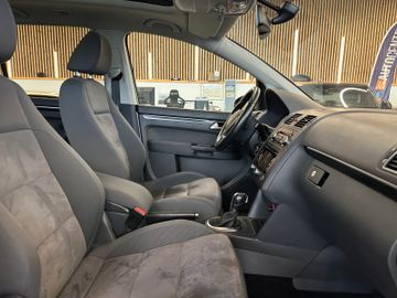 Volkswagen Touran Highline DSG *PANO*SHZ*NAVI*PDC*TEMPOMAT*