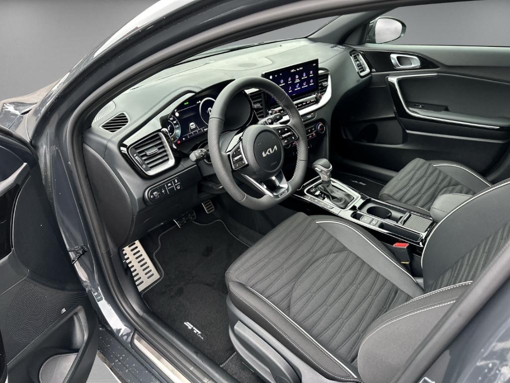 Kia ProCeed GT-Line 140PS NAV+CAM+SITZH+ NP: 38.080,