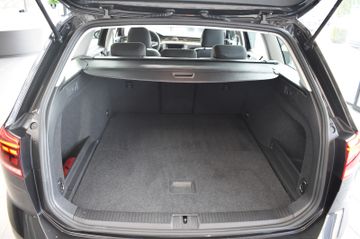 Volkswagen Passat Variant - 12