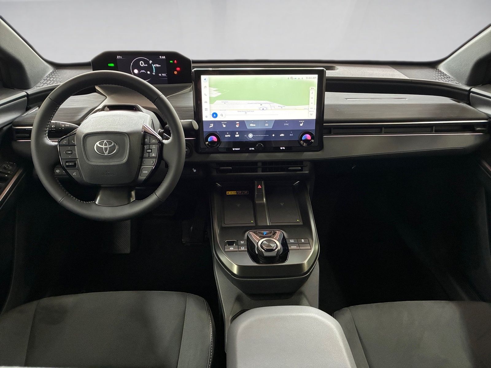 Fahrzeugabbildung Toyota C-HR+ Lounge 4x4 AWD 77KW, 360,Navi,SHZ,el.Heck