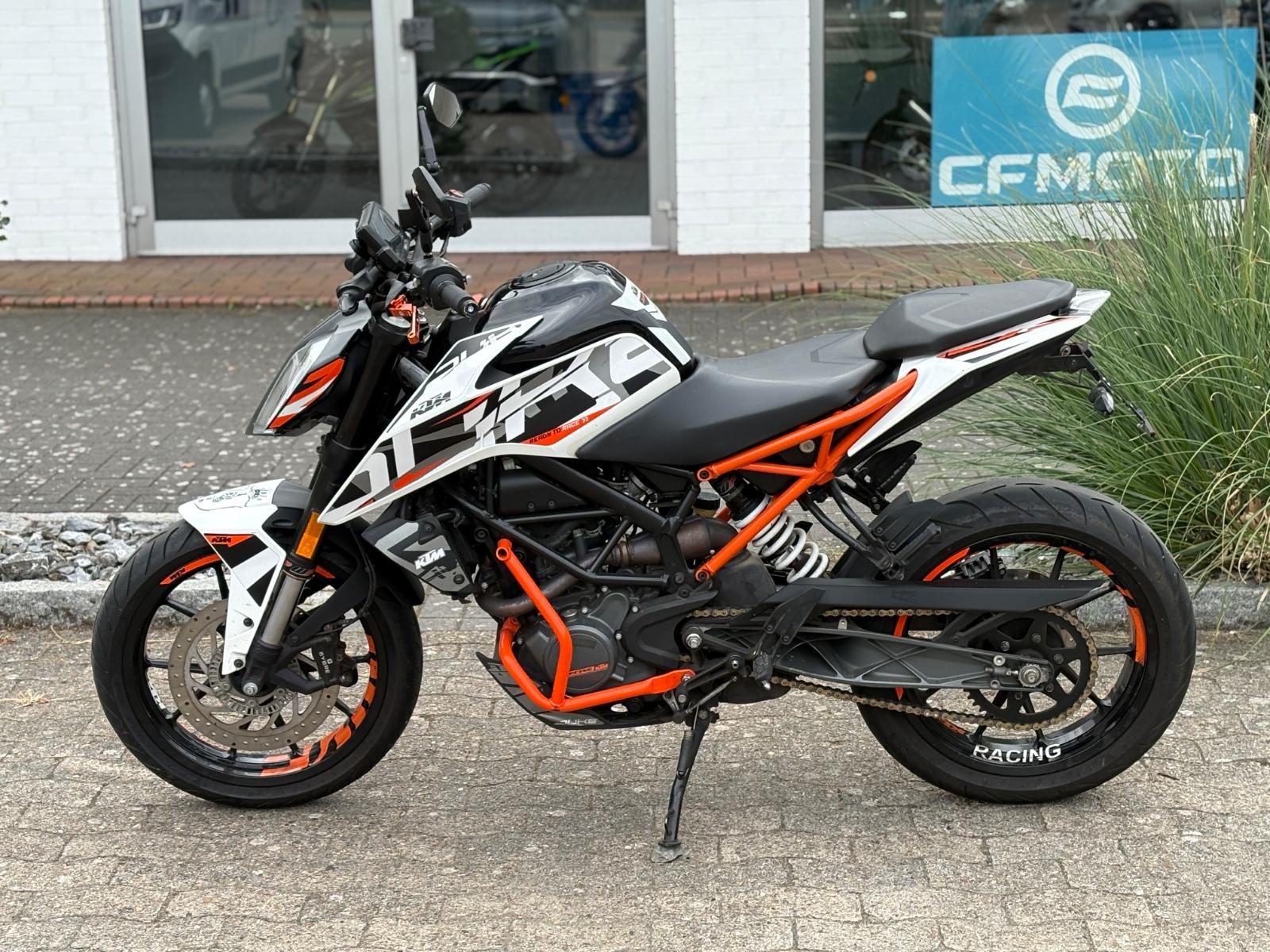KTM 125 Duke