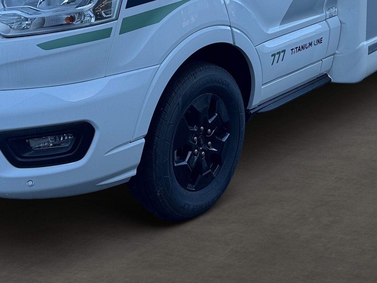 Fahrzeugabbildung Chausson Teilintegriert Titanium Line 777 TV,Markise,Sola