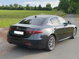 Alfa Romeo TOP Giulia 2.2 D 132 kW Leder, PANO, NEU ZR TÜV  - Alfa Romeo