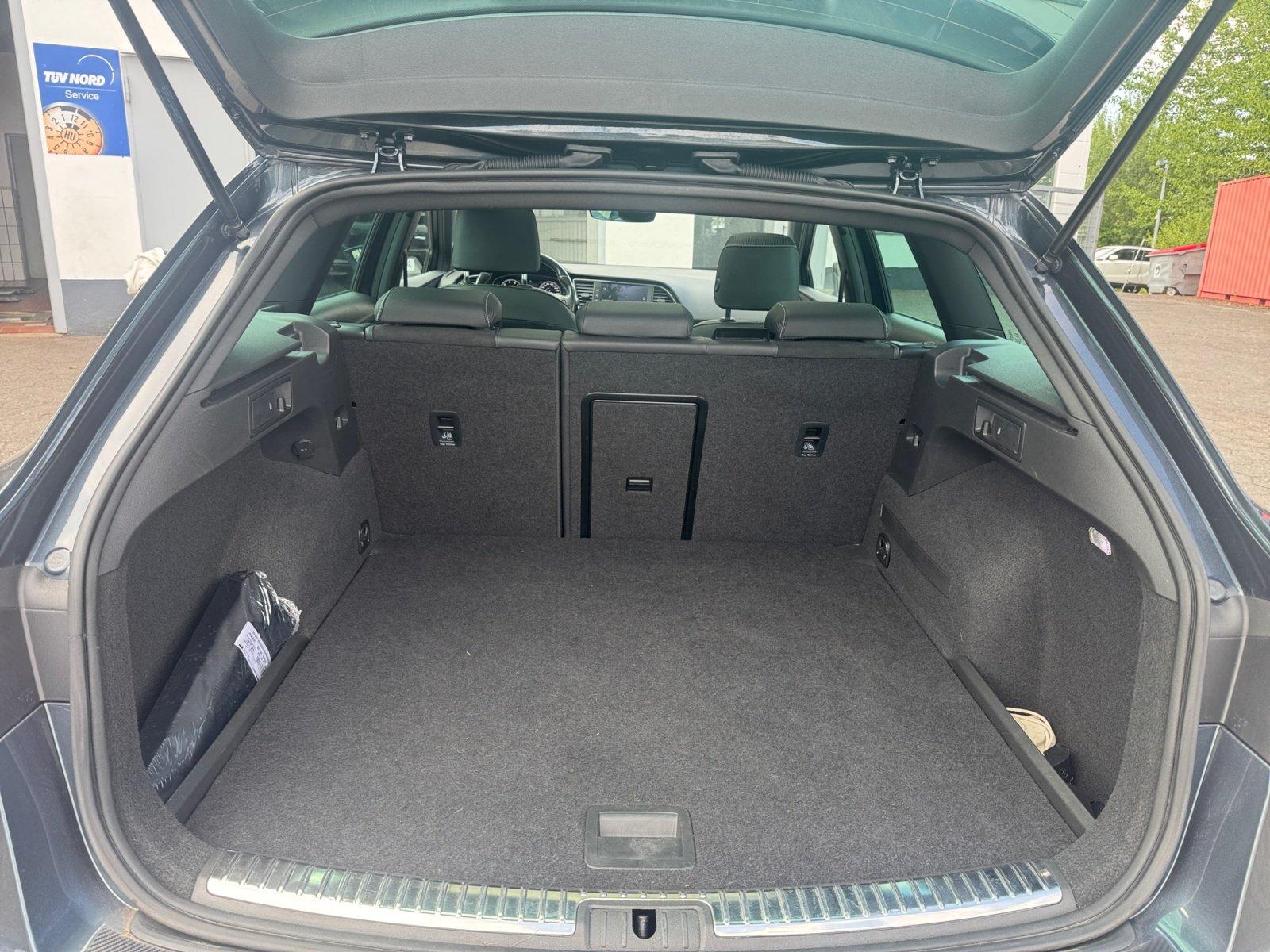 Seat Leon ST 2.0 TSI DSG 4Drive 300 NAVI+LED+BEATS+19