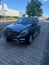 Mercedes-Benz ML350 Bluetec 4Matic - Mercedes-Benz ML 350 in Bonn