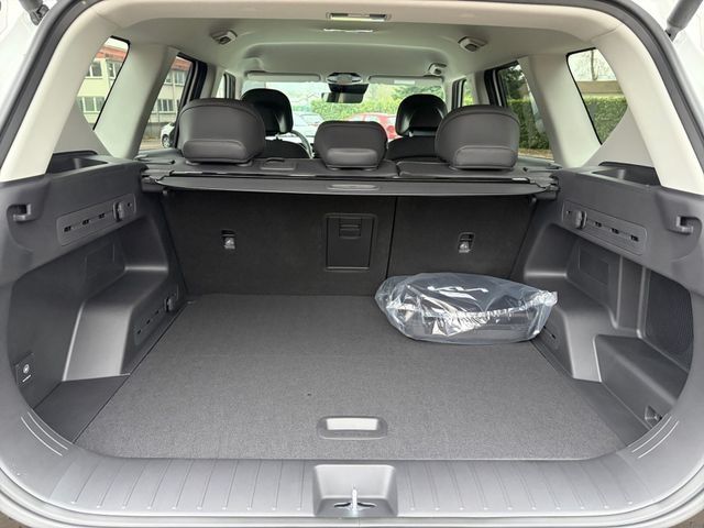 Fahrzeugabbildung Kia EV5 160 kW Earth Navi LED ACC El. Heckklappe App