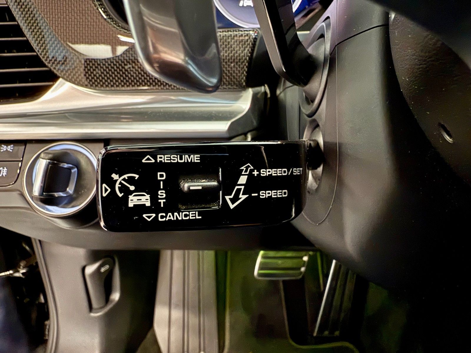 Fahrzeugabbildung Porsche Panamera GTS SportDesign/Panorama/ACC/Carbon/DAB