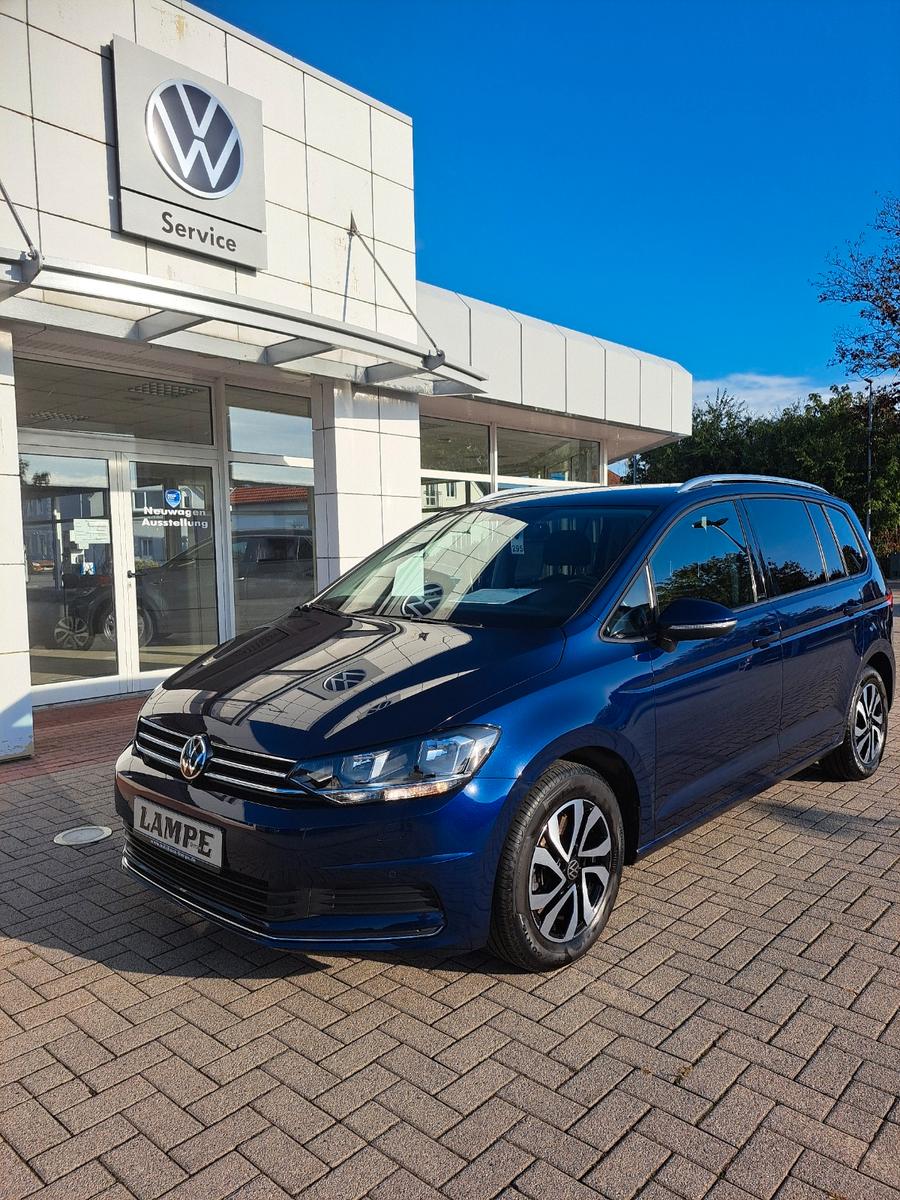 Volkswagen Touran Active 2.0 TDI-Navi-Winter-AHK-PDC-DAB+