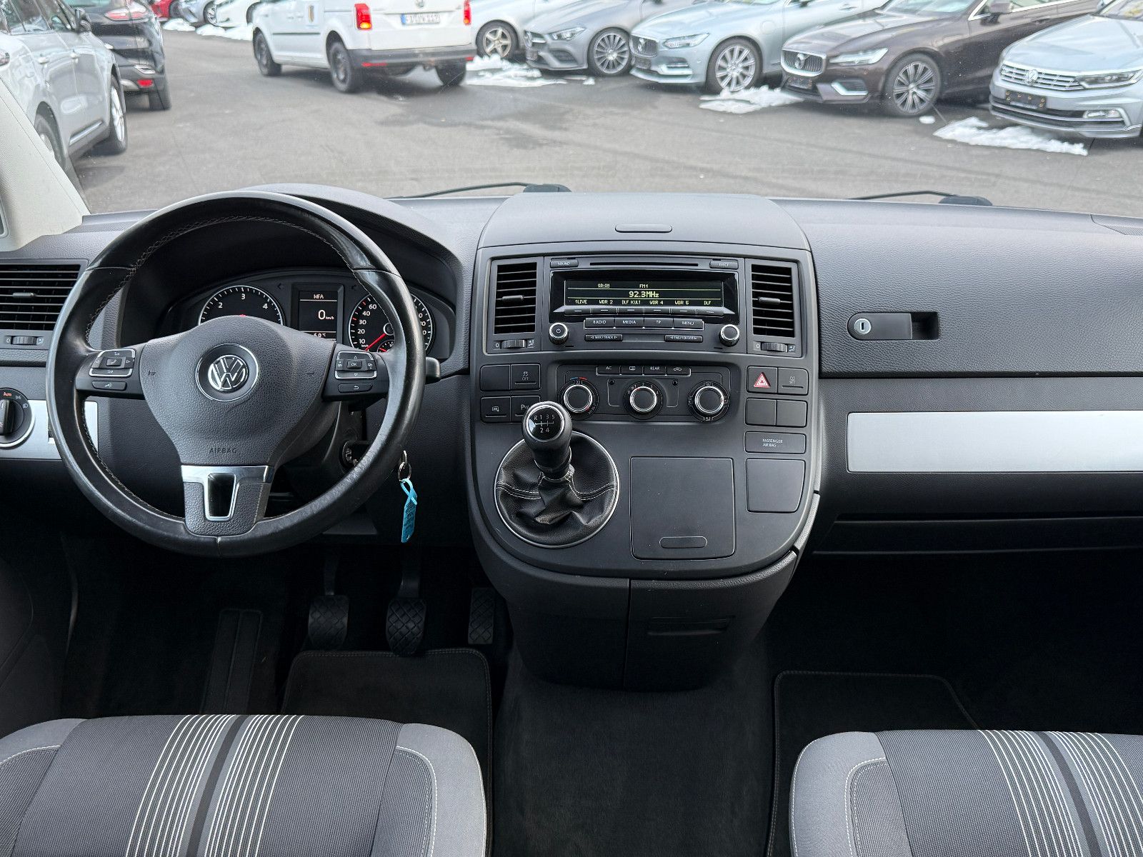 Fahrzeugabbildung Volkswagen T5 Multivan Edition 25 DAB GRA Side-Assist PDC