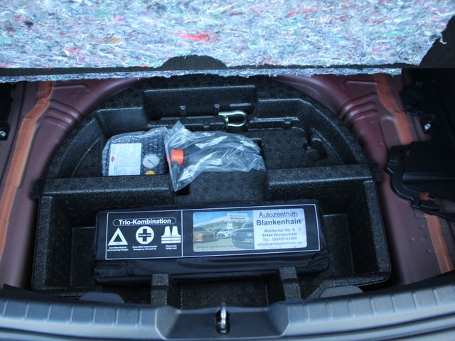 Yaris 1.5 Hybrid Style Selection