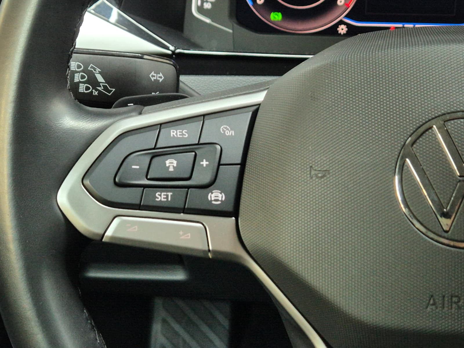 Fahrzeugabbildung Volkswagen Arteon 2.0 TDI DSG >VIRTU+NAVI+SHZ+LED+PDC+ACC+