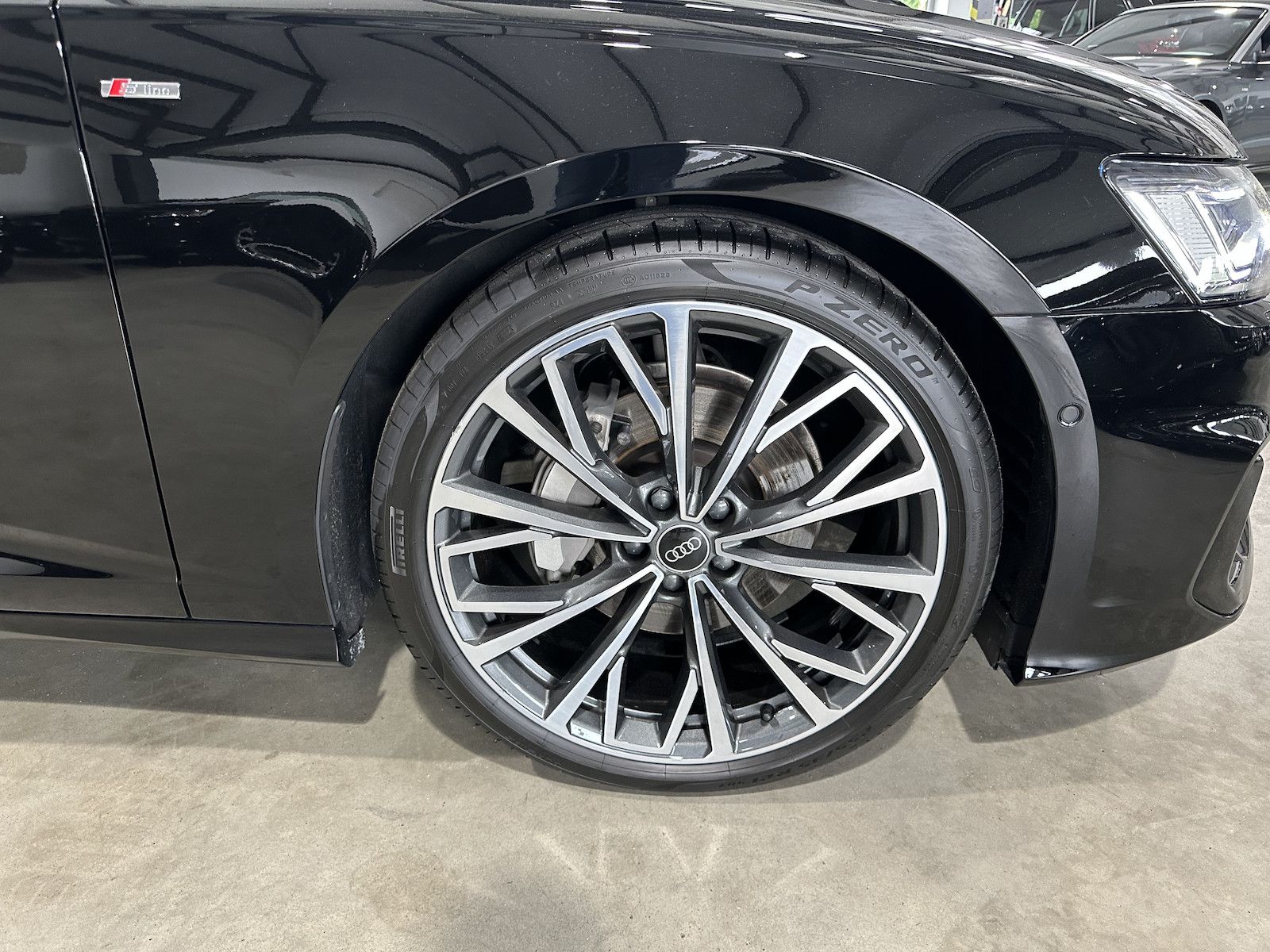 Fahrzeugabbildung Audi A6 Avant 45 TFSI quattro S line/Leder/Pano/´21/