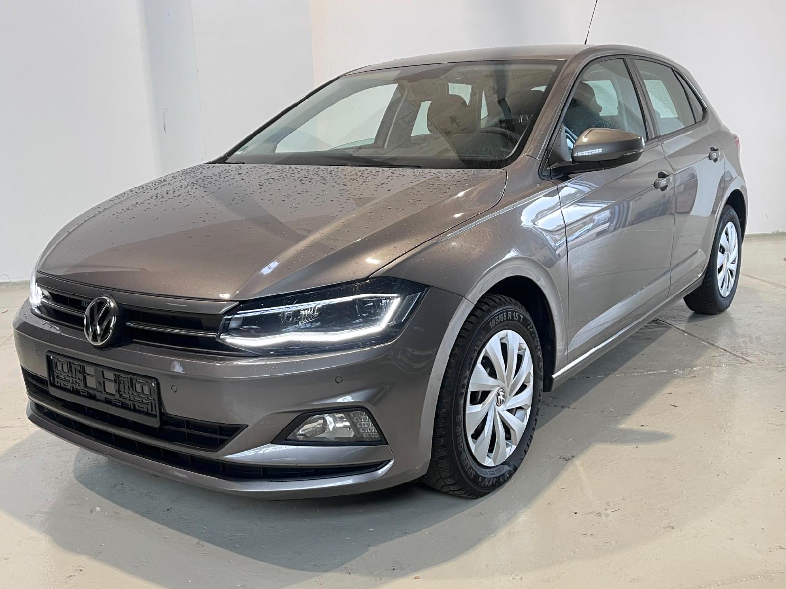 Volkswagen Polo VI Comfortline 1.0