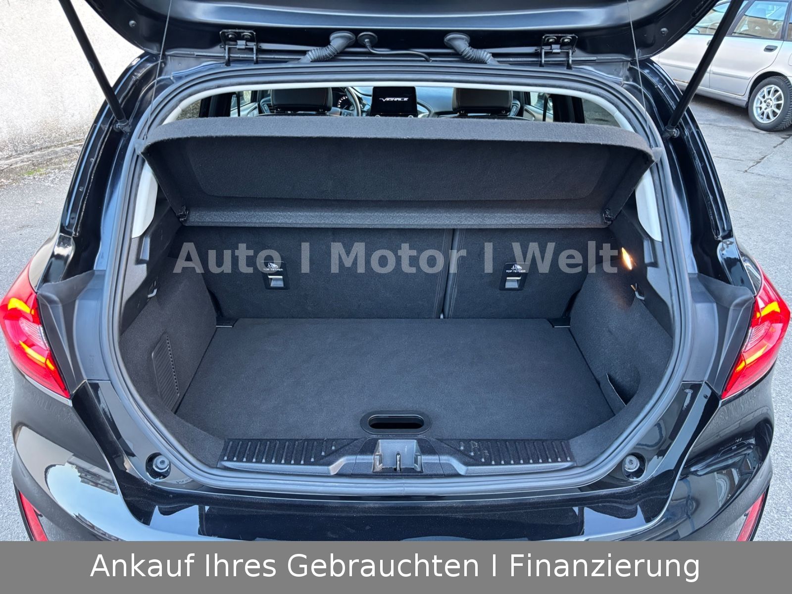 Fahrzeugabbildung Ford Fiesta Vignale 1.HD ACC/B&O/LED/R-CAM/SHZ/LEDER