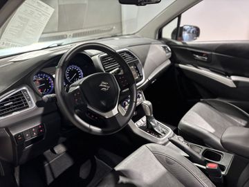 Fotografie des Suzuki (SX4) S-Cross SX4 S-Cross 1.4 Boosterjet Allgrip Automatik Com