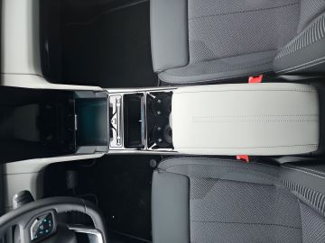 Bild 15 Ford Explorer Select BEV Navi Digitales Cockpit Memor