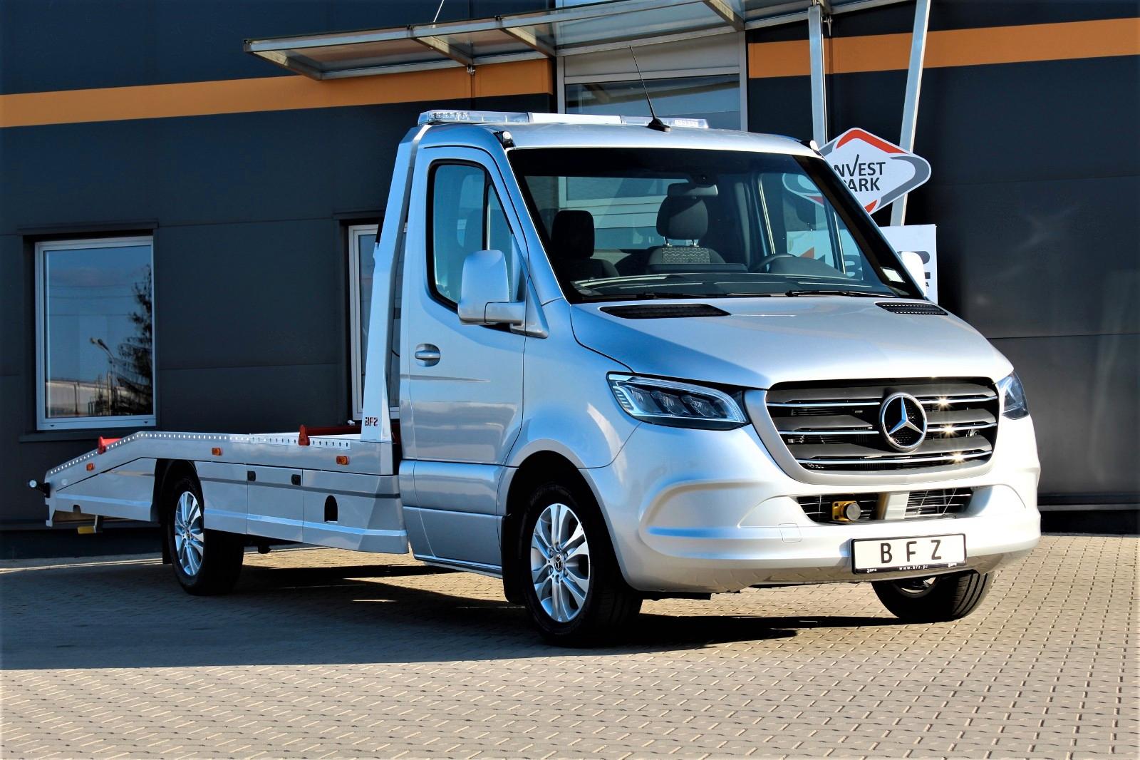 Mercedes-Benz Sprinter 319 *LED* Navi Distronik BFZ