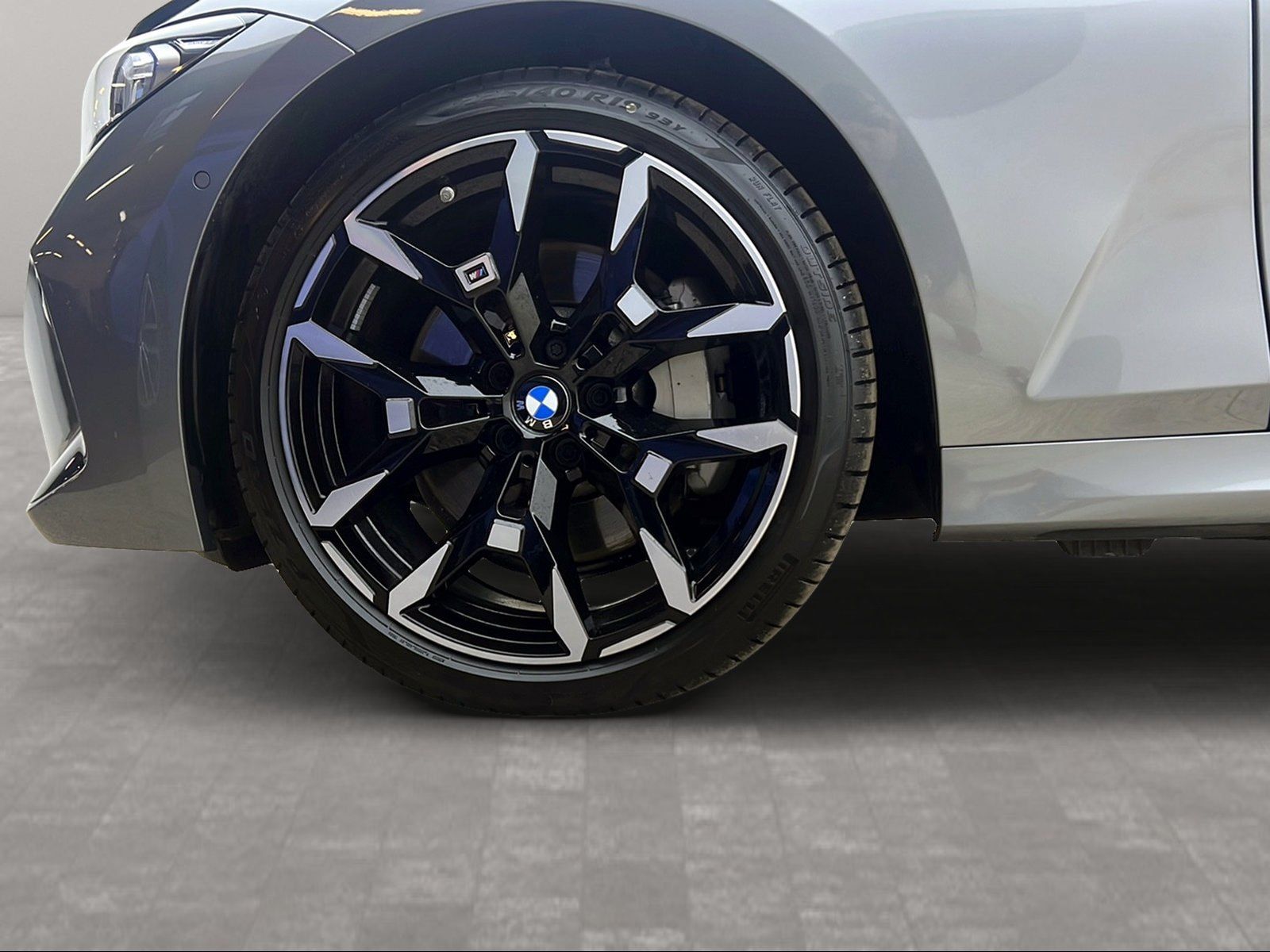 BMW 330 - Bild 11