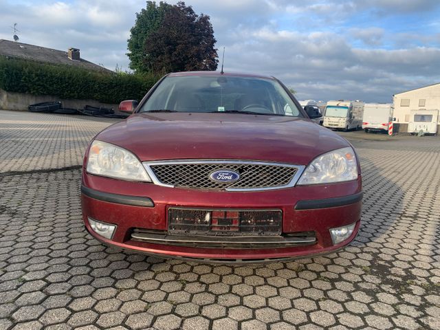 Ford Mondeo 2,0TDCi 96 kW Ghia