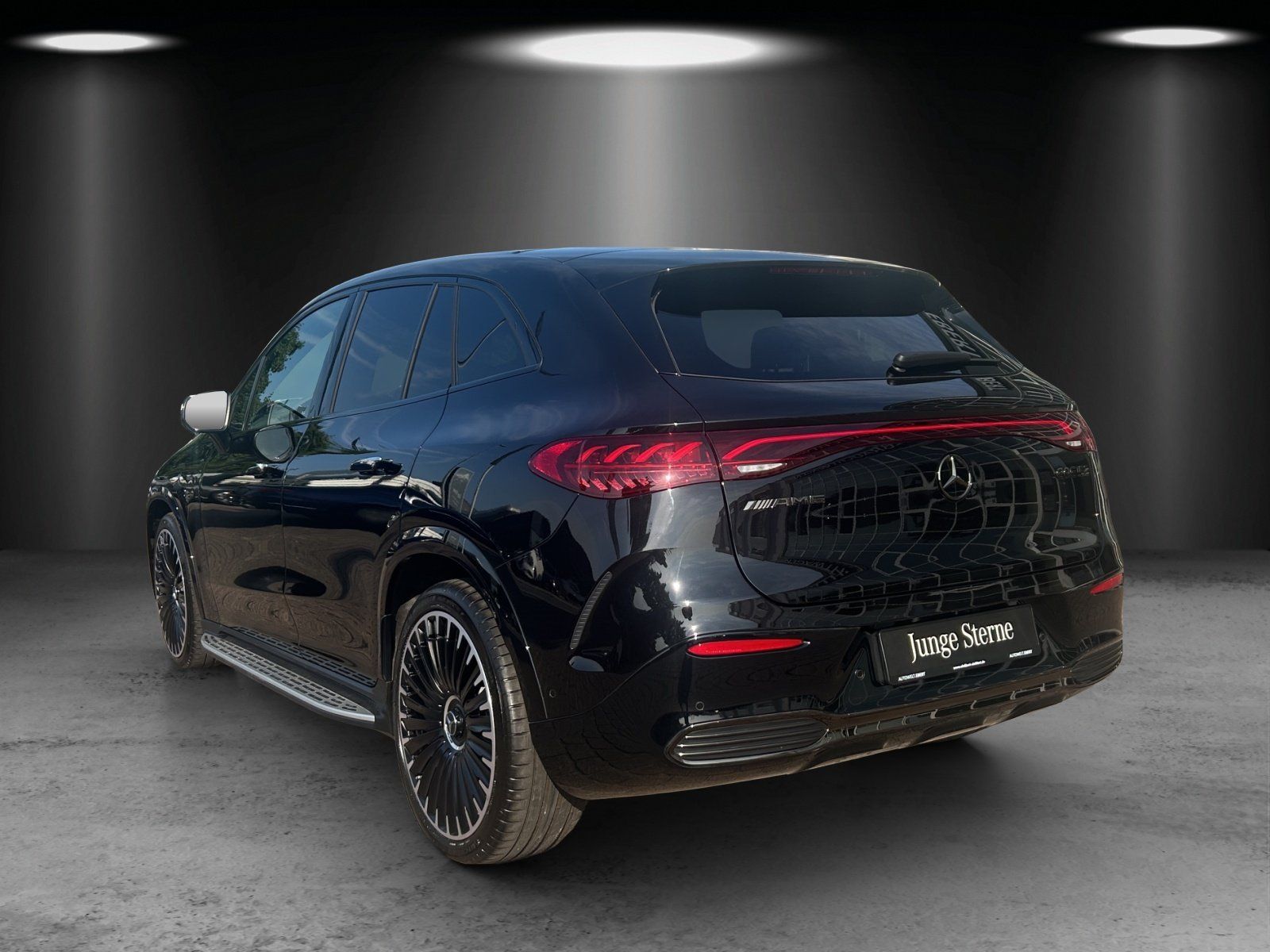 Fahrzeugabbildung Mercedes-Benz EQE53 SUV AMG Prem+ DYNAMIC+ Carbon TV Hyper HUD